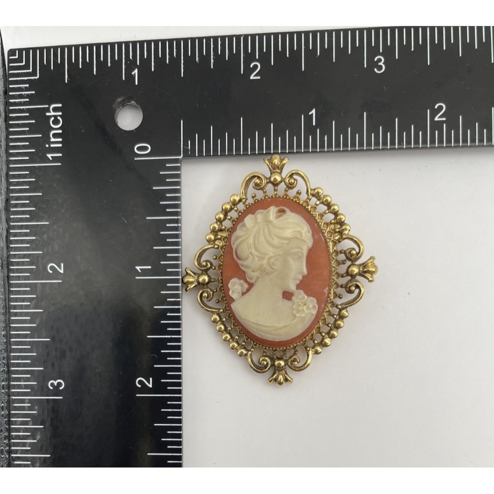 Vintage Avon Cameo Locket Brooch - Picture 5 of 7